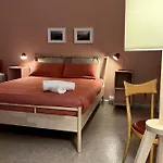 Garibaldi R&b 4*
