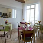 Garibaldi R&b Bed and breakfast 4*
