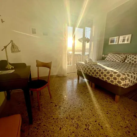 Garibaldi R&b 4*