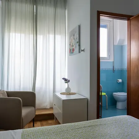 فندق مبيت وإفطار Garibaldi R&b 4*