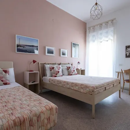 Garibaldi R&b مسينا